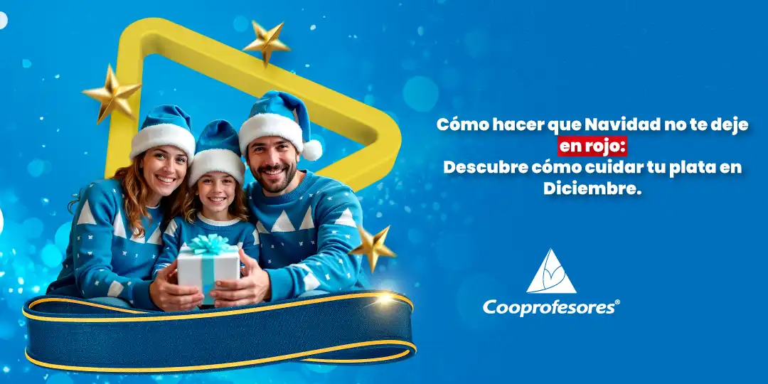 Familia de asociados felices por sus regalos navideños